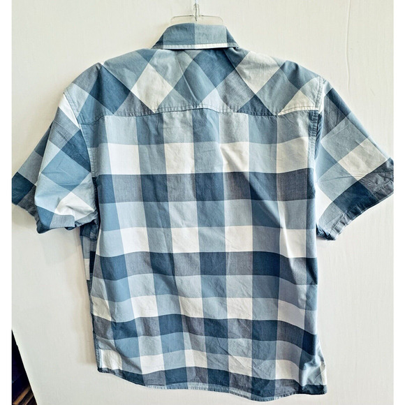 OAKLEY LIGHT BLUE/WHITE BUFFALO CHECK SHORT SLEEVE MEN'S SIZE XL - Picture 2 of 6